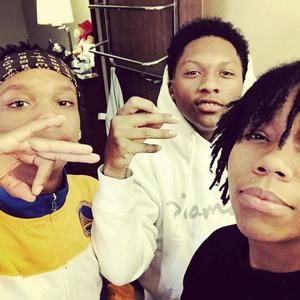 Meet your Posher, Maxwell